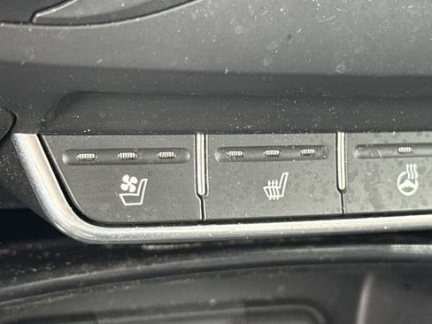 Used 2016 Kia Sorento SX FWD image 36