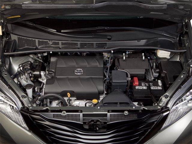 Used 2012 Toyota Sienna LE FWD image 23