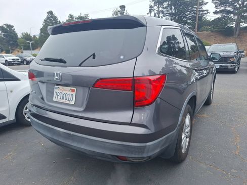 Used 2016 Honda Pilot LX image 7