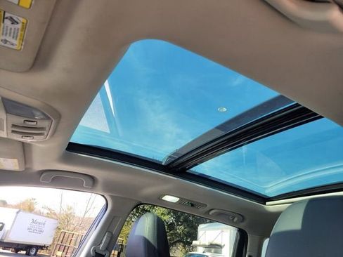 Used 2022 Subaru Ascent Limited w/ Technology Package image 10