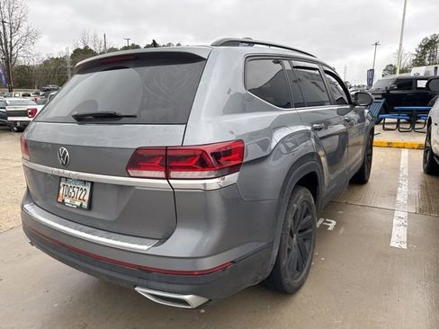 Used 2021 Volkswagen Atlas SE image 9