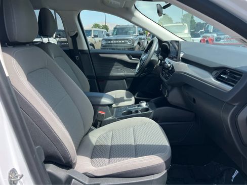 Certified 2022 Ford Escape SE AWD/4WD image 17