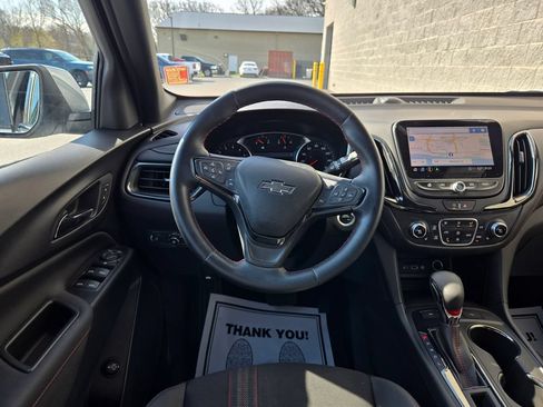Used 2023 Chevrolet Equinox RS AWD/4WD image 32