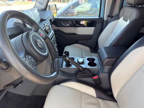 Used 2024 INEOS Grenadier Fieldmaster Edition image 16