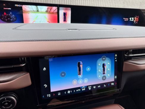 New 2026 Lincoln Navigator Reserve image 40