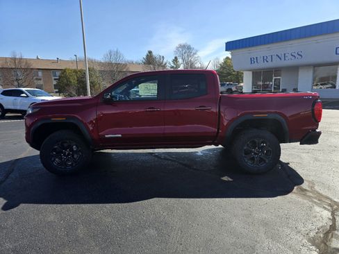 New 2025 GMC Canyon Elevation w/ Convenience Package image 8