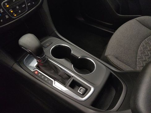 Used 2024 Chevrolet Equinox LT image 26