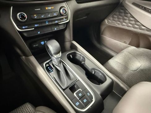 Used 2019 Hyundai Santa Fe SEL FWD image 25