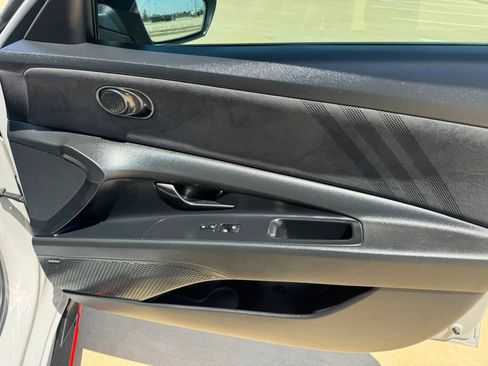 Used 2022 Hyundai Elantra N FWD image 41