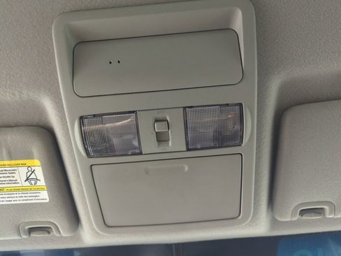 Used 2014 Nissan Frontier SV w/ SV Value Truck Package image 29