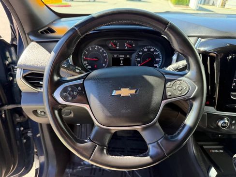 Used 2023 Chevrolet Traverse LT FWD image 24