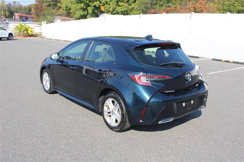Used 2021 Toyota Corolla SE w/ SE Preferred Package FWD image 5