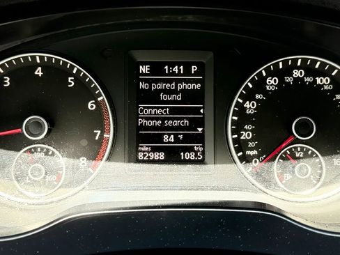 Used 2012 Volkswagen Jetta GLI Autobahn FWD image 16