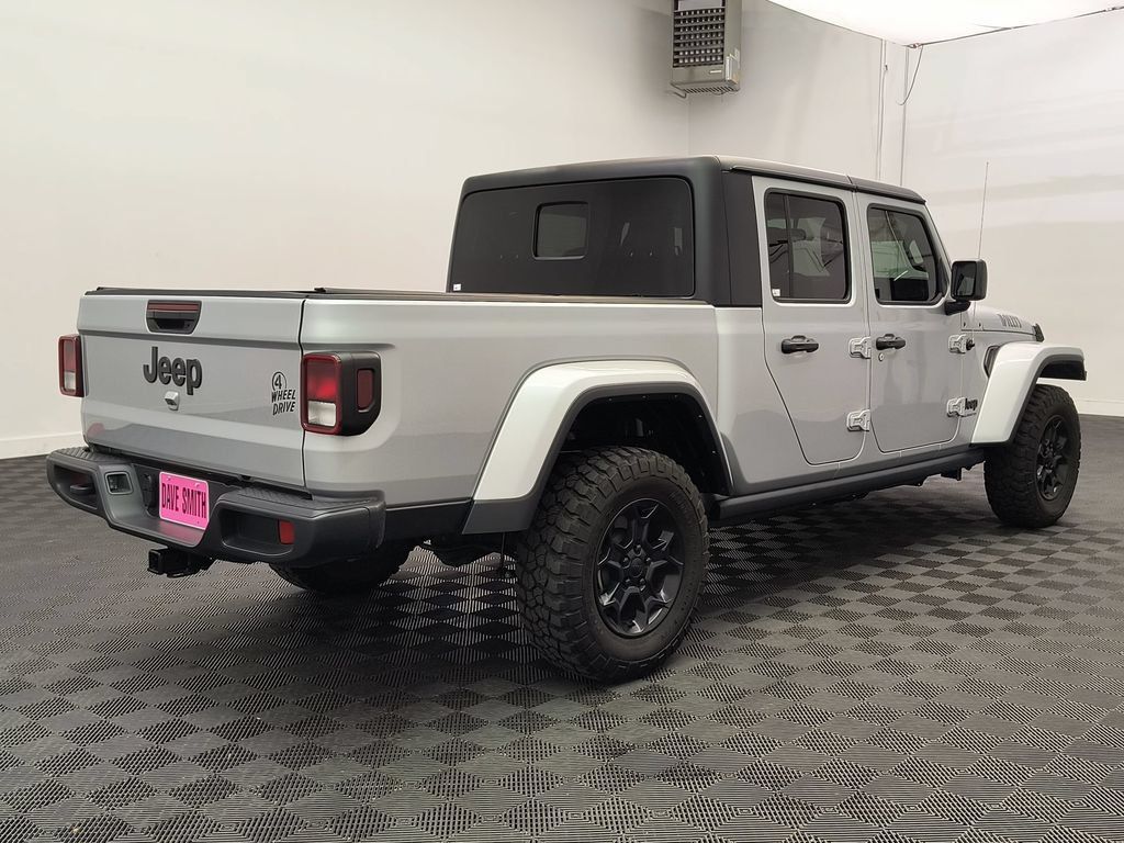 Used 2023 Jeep Gladiator Sport AWD/4WD image 9