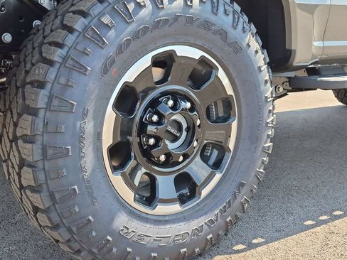 New 2026 Ford F250 XLT w/ XLT Premium Package AWD/4WD image 22