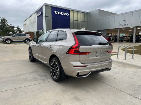 Used 2026 Volvo XC60 B5 Ultra w/ Protection Package Premier AWD/4WD image 4