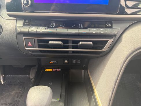 Certified 2025 Toyota Camry LE image 17