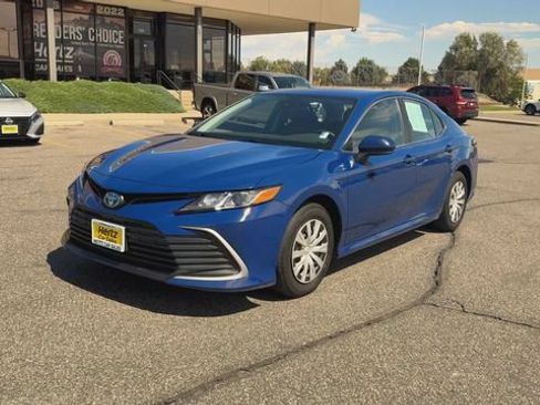 Used 2024 Toyota Camry LE FWD image 4