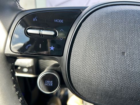 Used 2022 Hyundai Ioniq 5 Limited image 25