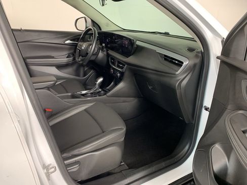 Used 2024 Buick Encore GX Sport Touring AWD/4WD image 35