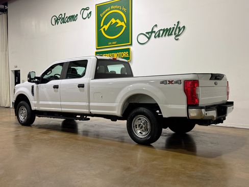 Used 2020 Ford F250 XL w/ Power Equipment Group image 6