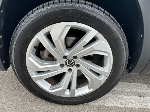 Used 2021 Volkswagen Atlas SE w/ Panoramic Sunroof Package FWD image 26