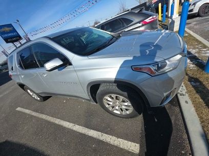 Used 2020 Chevrolet Traverse LT