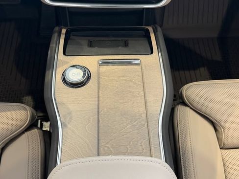 New 2026 Volvo EX90 Plus RWD image 18