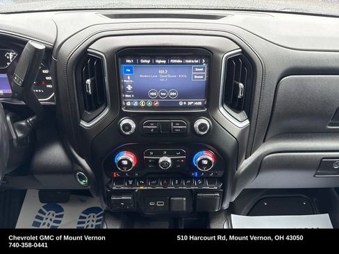 Used 2022 GMC Sierra 3500 AT4 w/ AT4 Preferred Package image 13