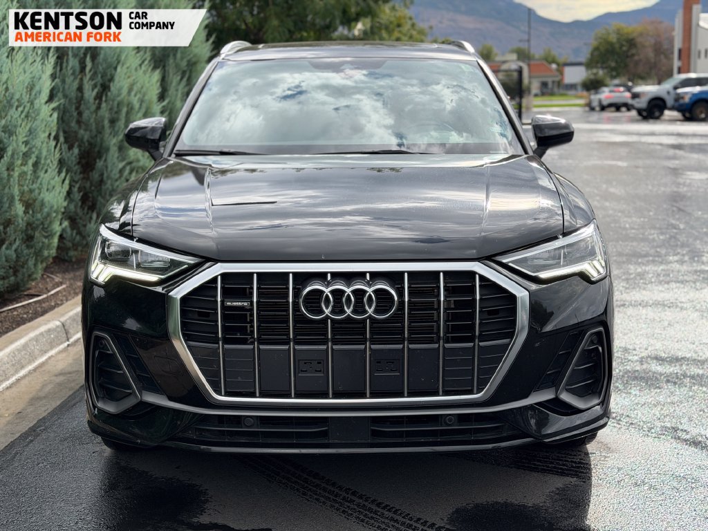 Used 2025 Audi Q3 2.0T Premium AWD/4WD image 2