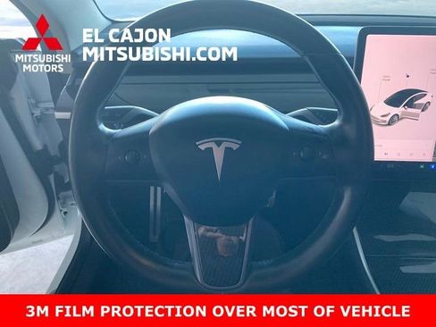 Used 2018 Tesla Model 3 Mid Range image 14