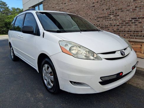 Used 2006 Toyota Sienna CE FWD image 7