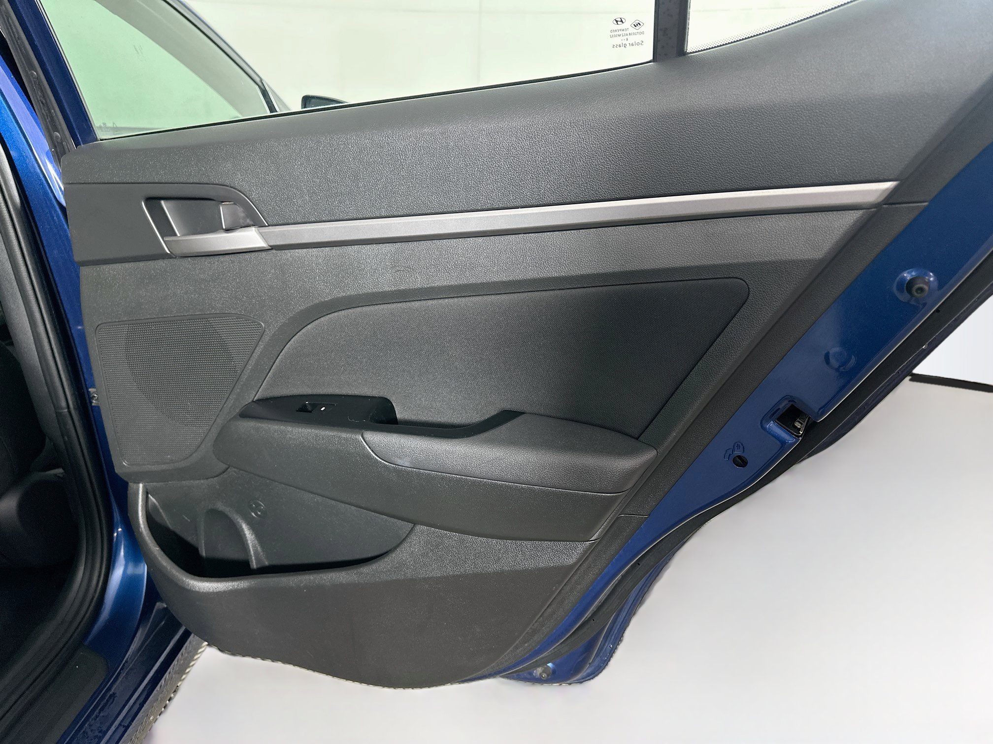 Used 2017 Hyundai Elantra Value Edition FWD image 29