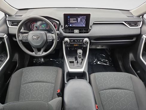 Used 2024 Toyota RAV4 XLE FWD image 9
