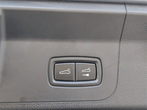 Used 2021 Porsche Panamera image 10