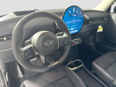 Certified 2025 MINI Cooper S FWD image 7