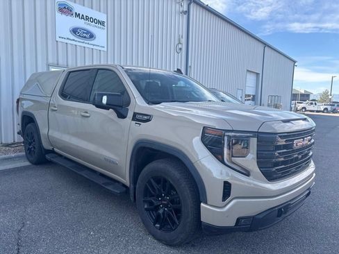 Used 2022 GMC Sierra 1500 Elevation w/ Elevation Premium Package AWD/4WD image 3