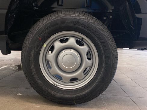 Used 2025 Ford F150 XL image 16