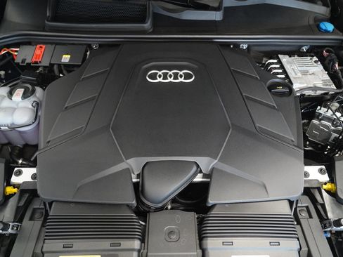 Used 2026 Audi Q8 Prestige AWD/4WD image 30