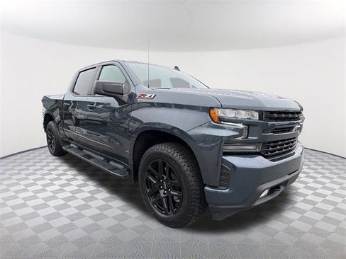 Used 2022 Chevrolet Silverado 1500 RST image 3