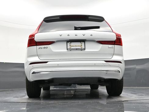 Used 2023 Volvo XC60 T8 Plus AWD/4WD image 23
