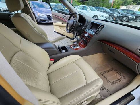 Used 2009 INFINITI G37 x Sedan w/ Premium Pkg AWD/4WD image 15