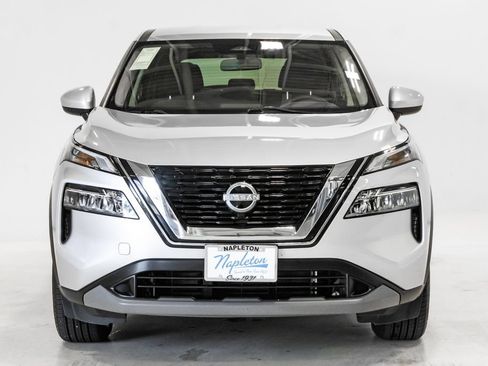 Used 2023 Nissan Rogue SV AWD/4WD image 5