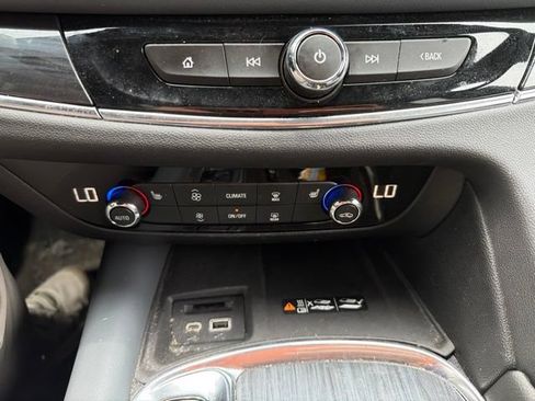Used 2023 Buick Enclave Essence w/ Sport Touring Edition AWD/4WD image 26