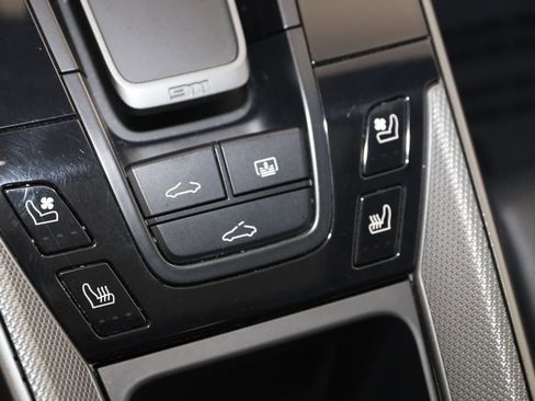 Used 2021 Porsche 911 Carrera S w/ Sport Package RWD image 42