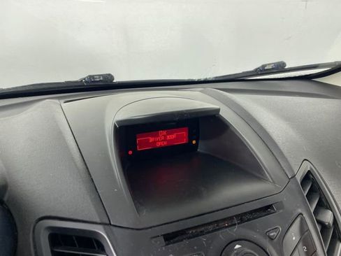 Used 2013 Ford Fiesta S w/ Convenience Pkg image 7