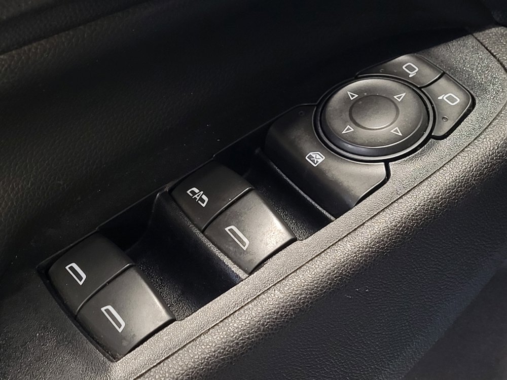 Used 2018 Chevrolet Equinox LT FWD image 27
