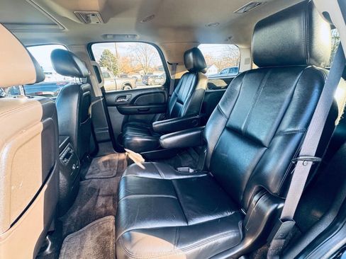 Used 2011 Chevrolet Tahoe LT w/ Luxury Package image 16