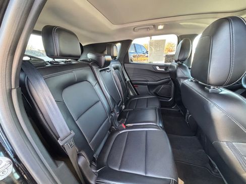 Used 2023 Ford Escape Platinum image 21