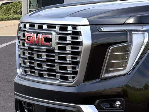 New 2026 GMC Yukon Denali w/ Sun & Power Step Package RWD image 46